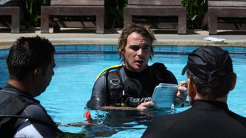 DIVEMASTER